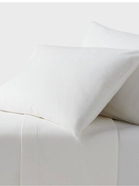 Threshold White flannel sheet set